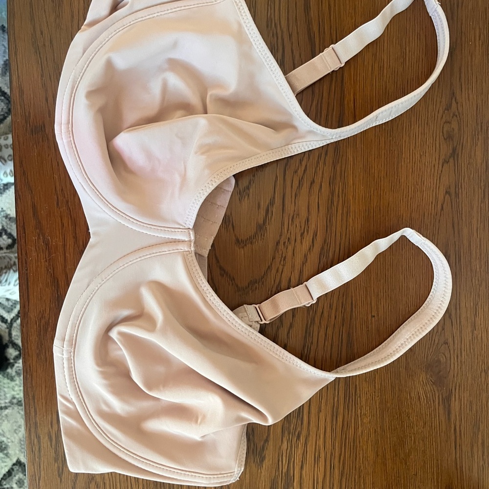 Wireless Soft Cup full coverage Bra - nude NEW